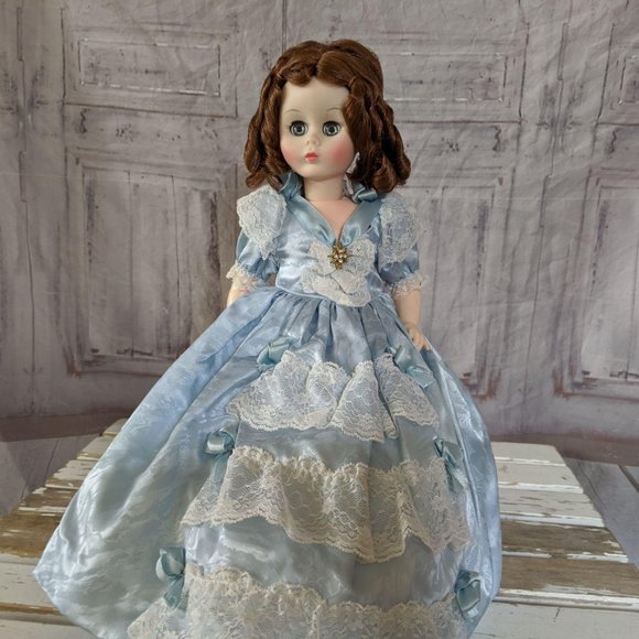 Madame Alexander Sarah Polk first lady doll 1511